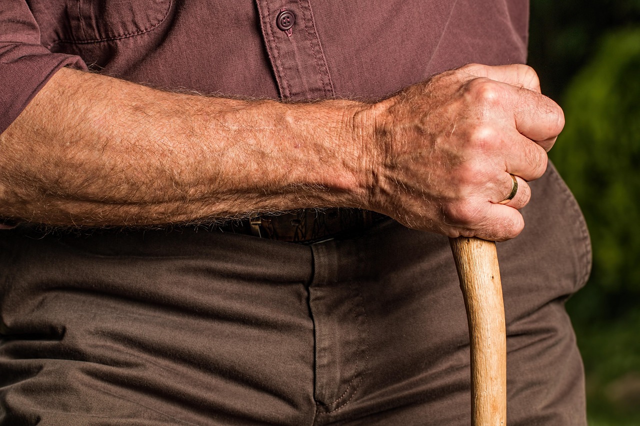 人事異動退職に関する注意点と対策は？