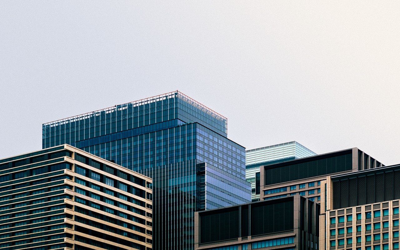 職場の人間関係に関する悩みをどう相談すれば良い？