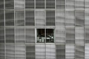 仕事を続けるための異動に関する相談はどこでできる？