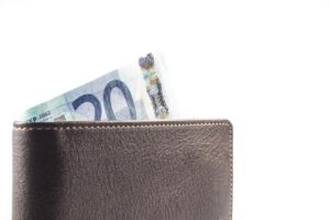 20代が仕事を辞めるか続けるかの判断基準は？