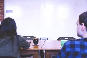 ホワイト企業でもつらいと感じる理由とは？